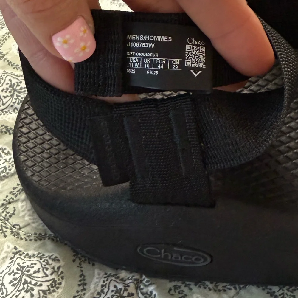 Chaco Men's Z/Cloud Adjustable Strap Cushioned Black Adventure Sandals Size‎ 11